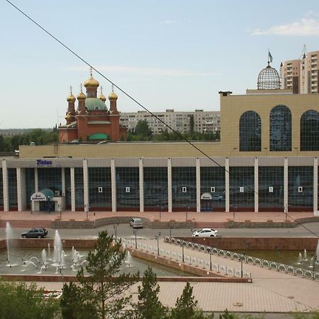 1-Комнатная Квартира На Набережной Pavlodar Exterior photo